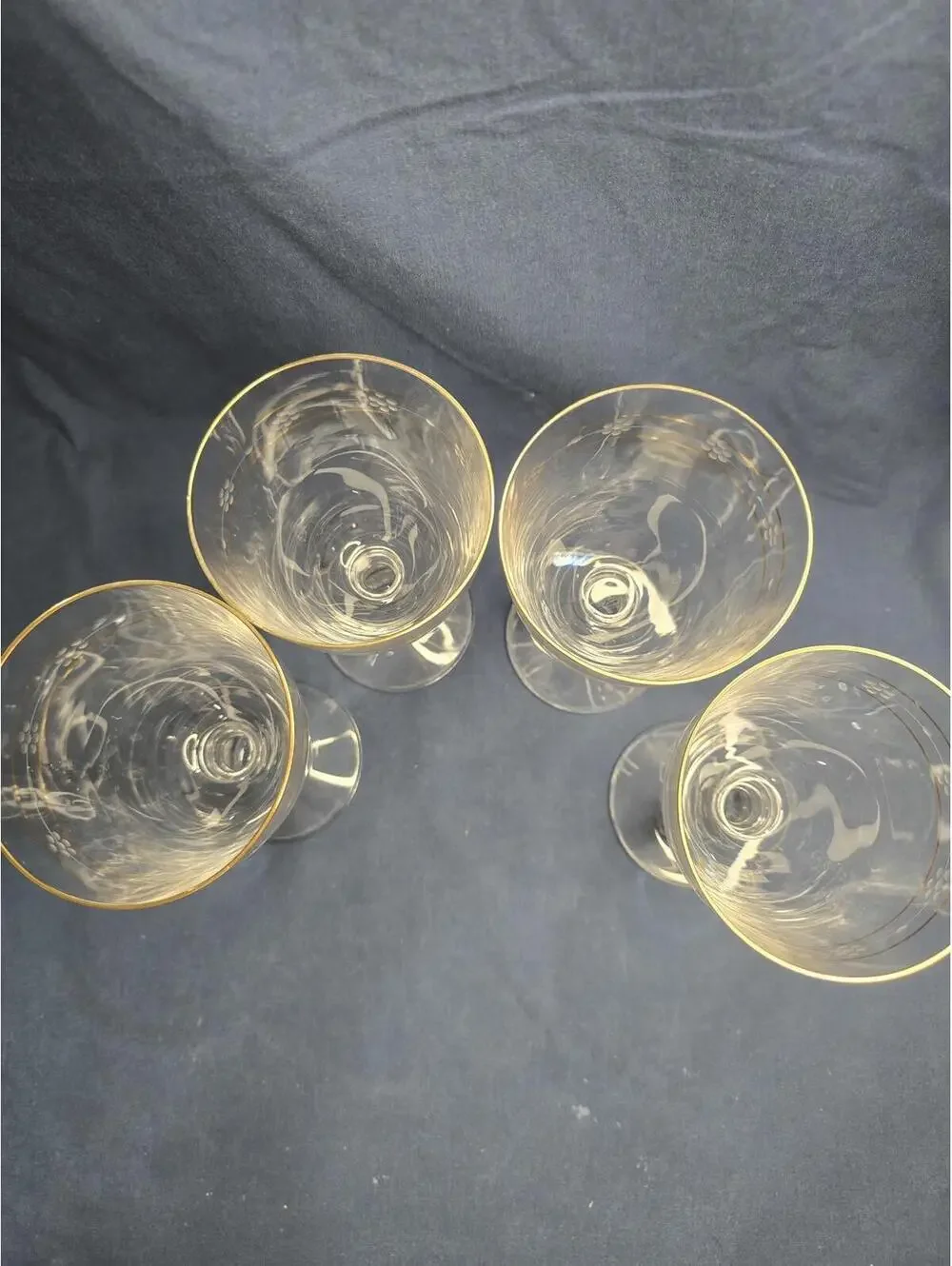 Vintage Set of 4 Glastonbury-Lotus Gold Band crystal wine glasses